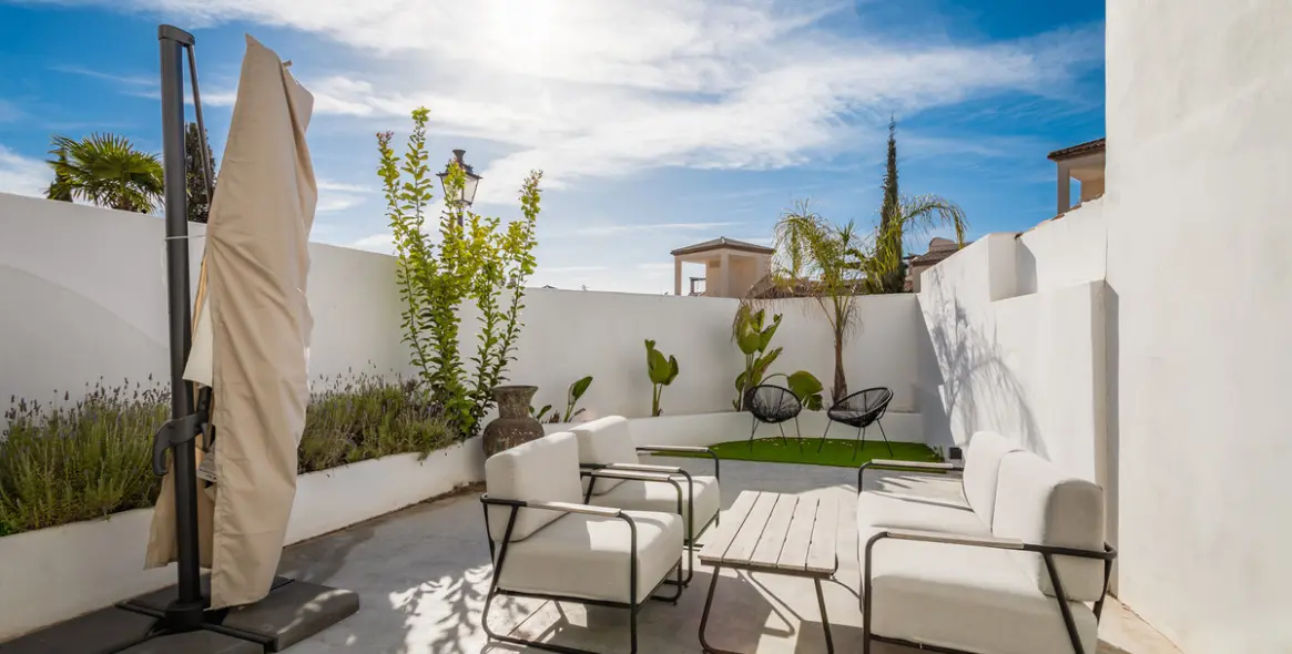 Sale of townhouse in Nueva Andalucía 4