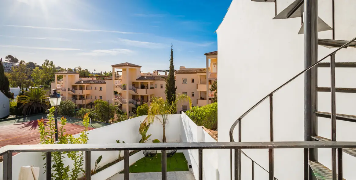 Sale of townhouse in Nueva Andalucía 8