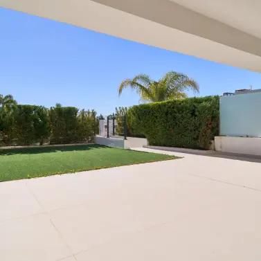 Sale of ground floor apartment in Bel Air