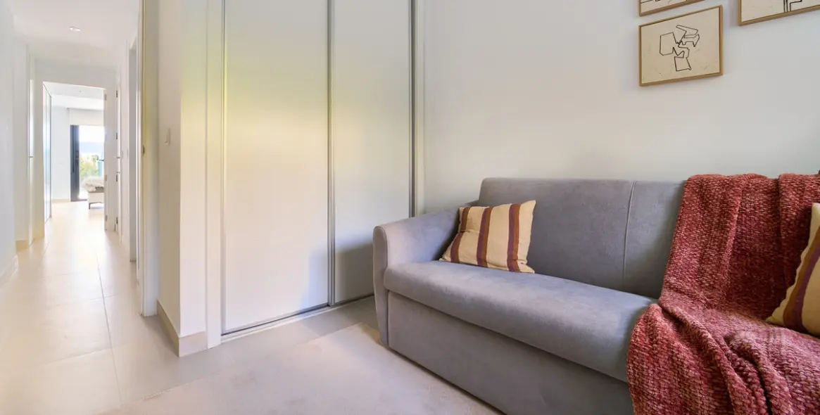 Sale of ground floor apartment in Bel Air 13