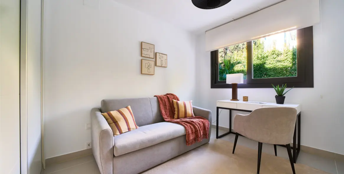 Sale of ground floor apartment in Bel Air 14