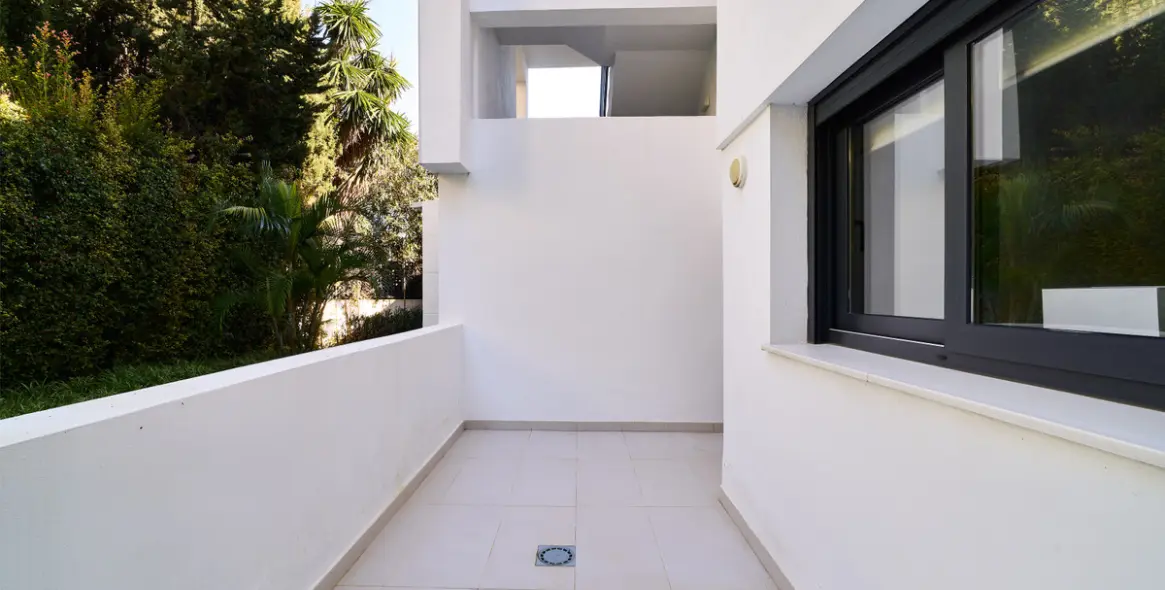 Sale of ground floor apartment in Bel Air 16