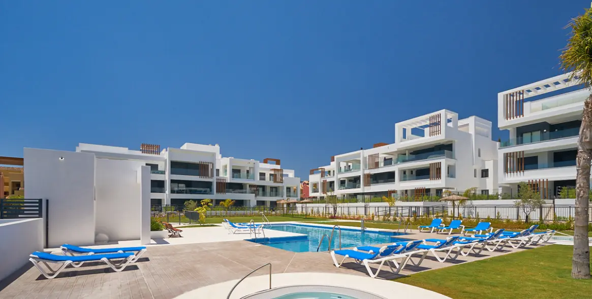 Продажа апартаментов на первом этаже в Bel Air 24