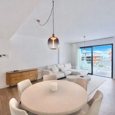 Продажа апартаментов на среднем этаже в Fuengirola