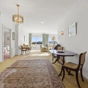 Sale of middle floor apartment in Guadalmina Alta