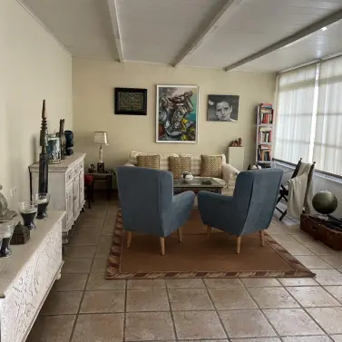 Sale of middle floor apartment in Fuengirola