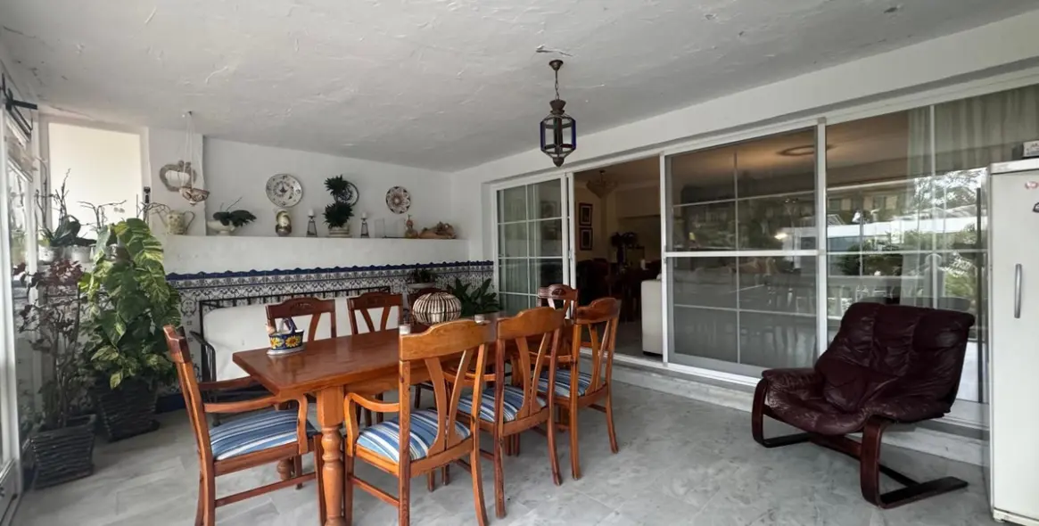 Sale of townhouse in Atalaya 5