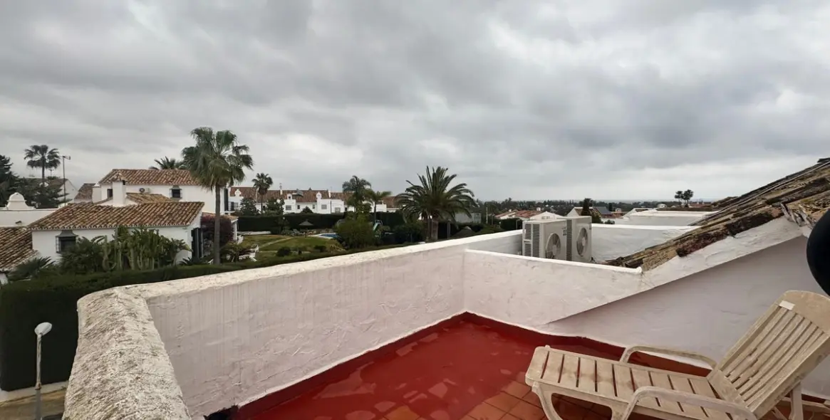 Sale of townhouse in Atalaya 23