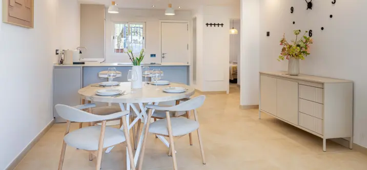 Sale of middle floor apartment in Nueva Andalucía 4