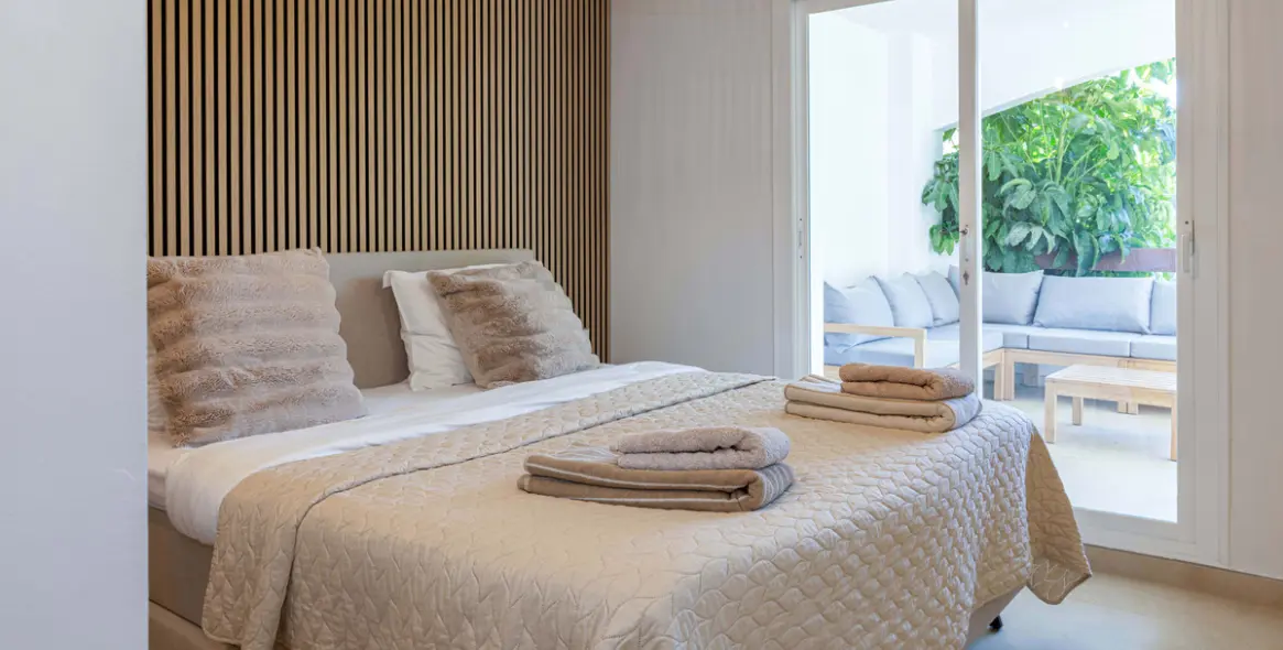 Sale of middle floor apartment in Nueva Andalucía 9