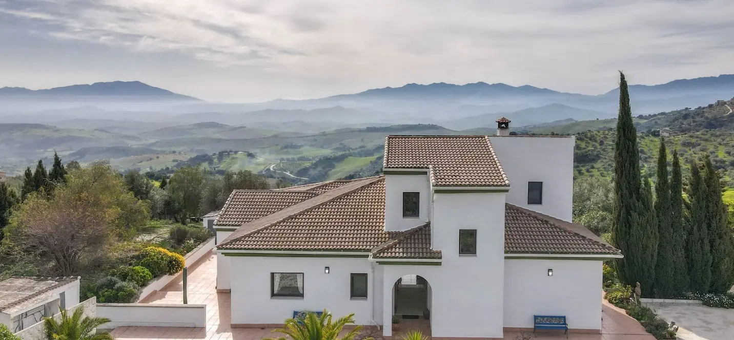 Venta de villa independiente en Casarabonela 0