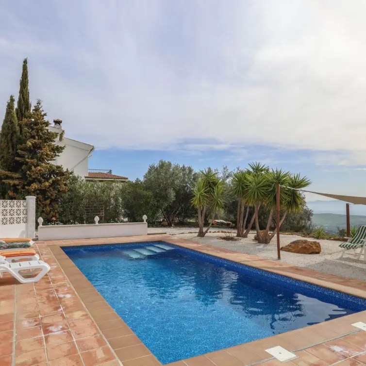Venta de villa independiente en Casarabonela
