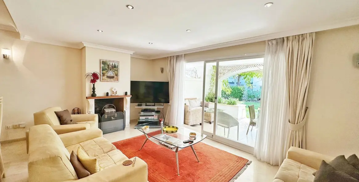 Продажа апартаментов на первом этаже в Estepona 16