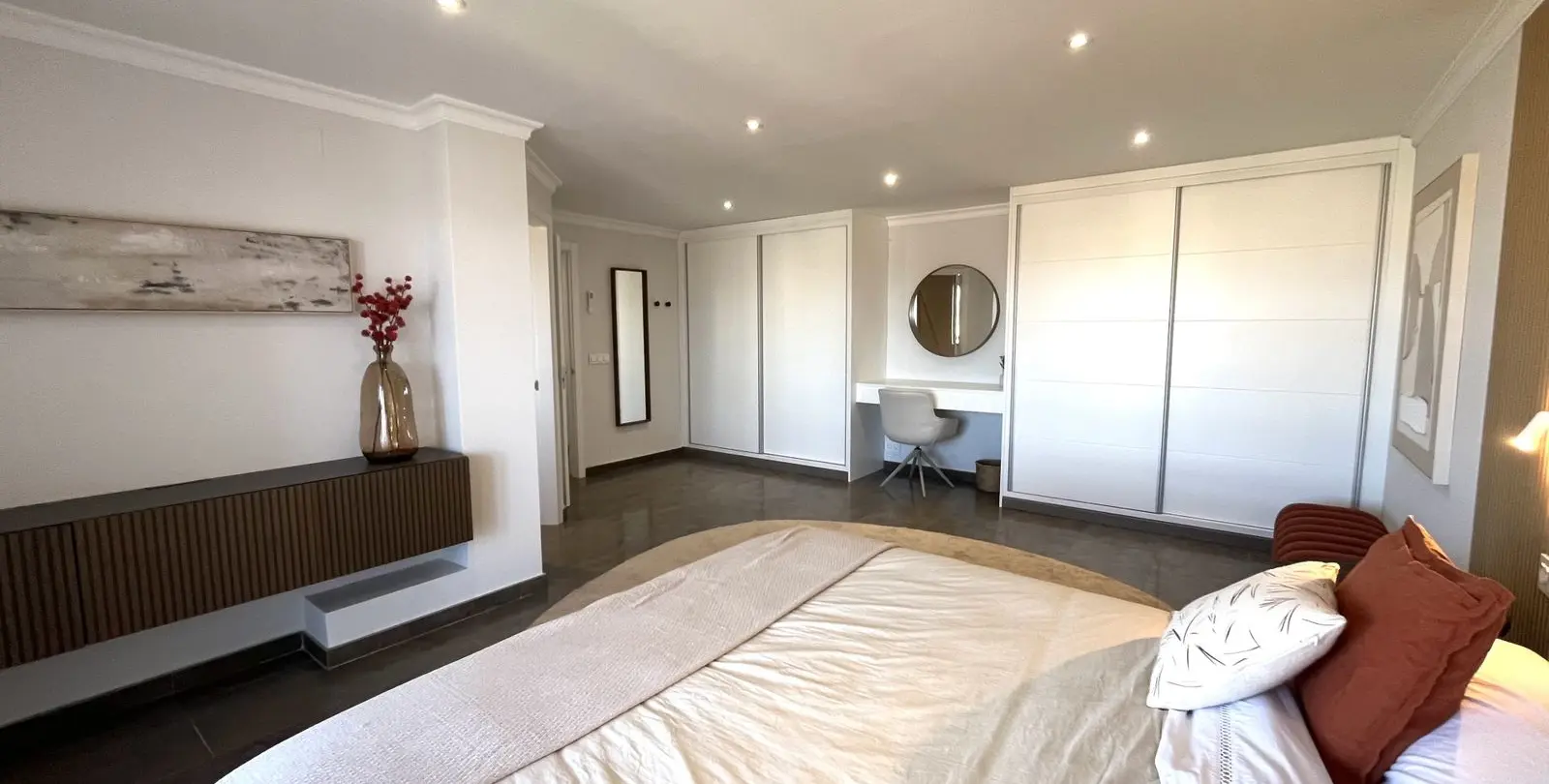 Sale of middle floor apartment in Los Pacos 11