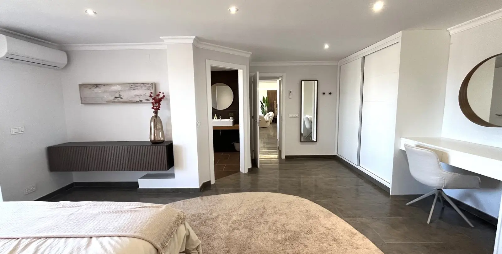 Sale of middle floor apartment in Los Pacos 12