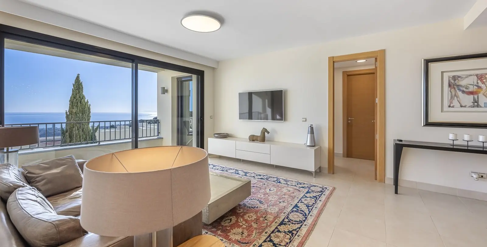 Sale of middle floor apartment in Altos de los Monteros 3