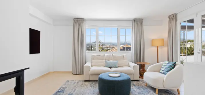 Продажа таунхауса в Guadalmina Alta 3