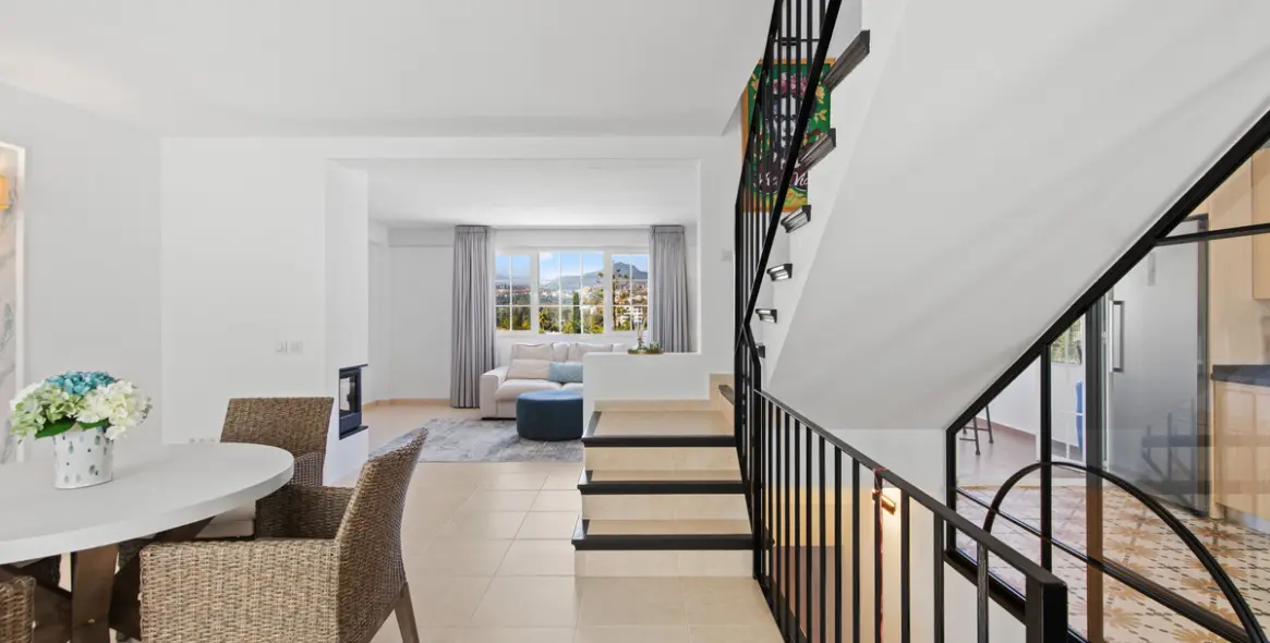 Продажа таунхауса в Guadalmina Alta 11