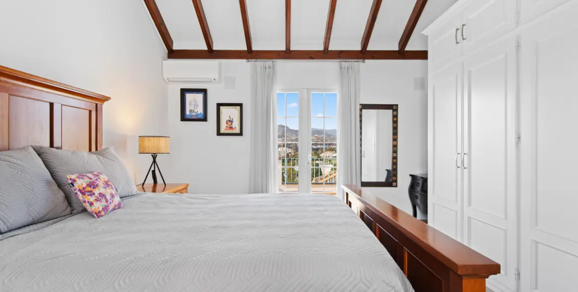 Продажа таунхауса в Guadalmina Alta 18