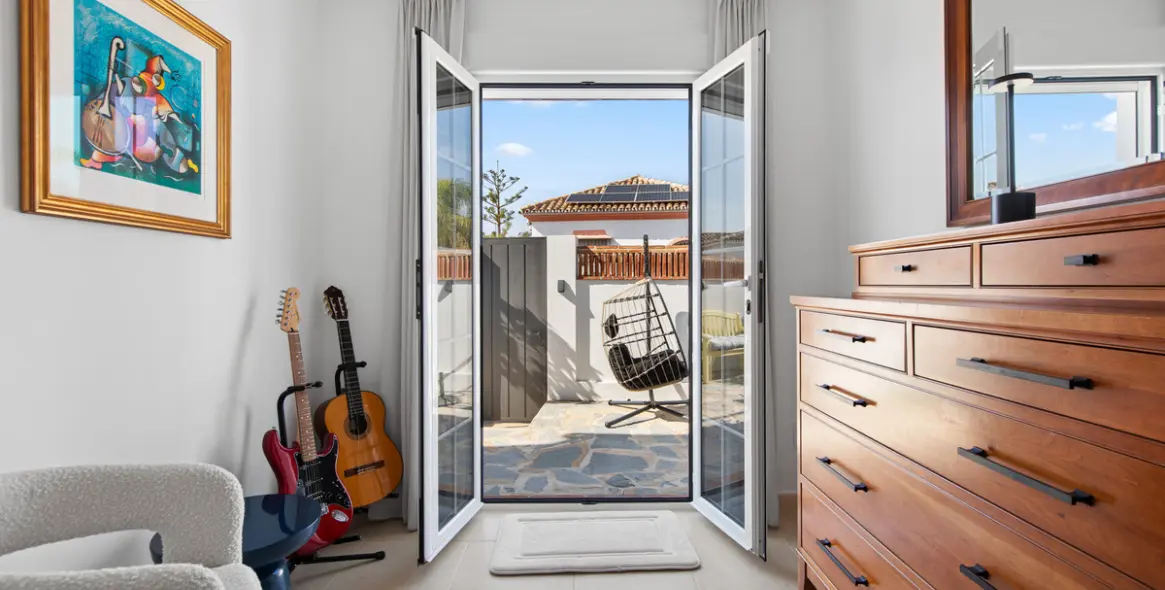 Продажа таунхауса в Guadalmina Alta 25