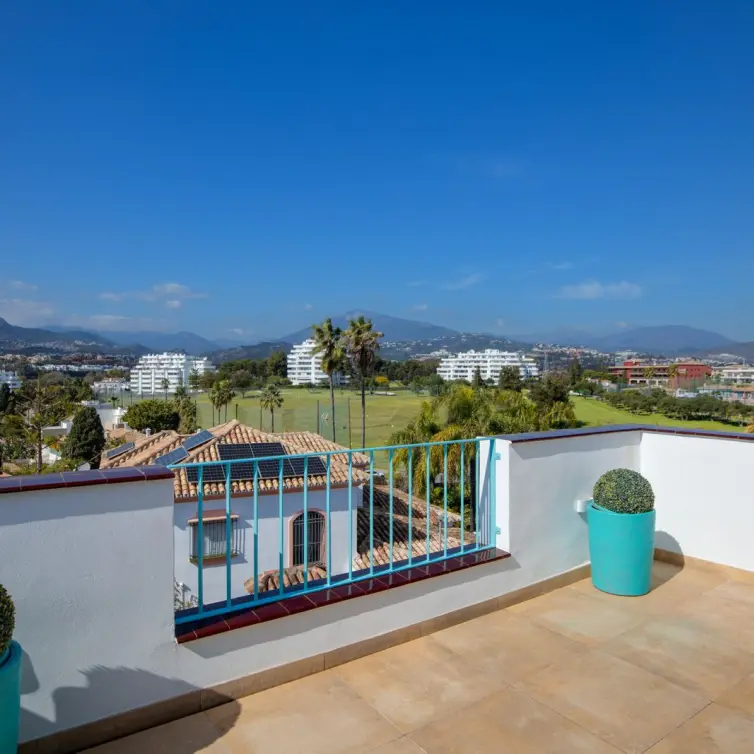 Venta de adosado en Guadalmina Alta