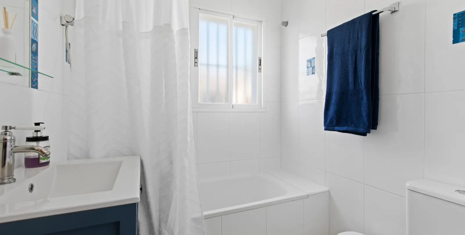 Venta de adosado en Guadalmina Alta 28