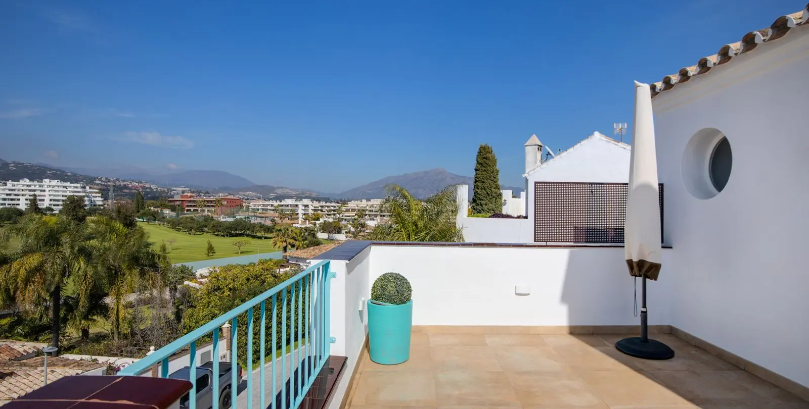 Venta de adosado en Guadalmina Alta 38