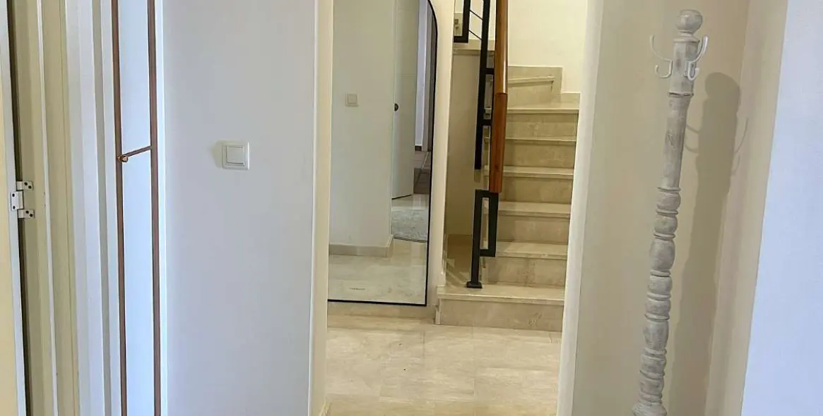 Sale of penthouse in Benahavís 2