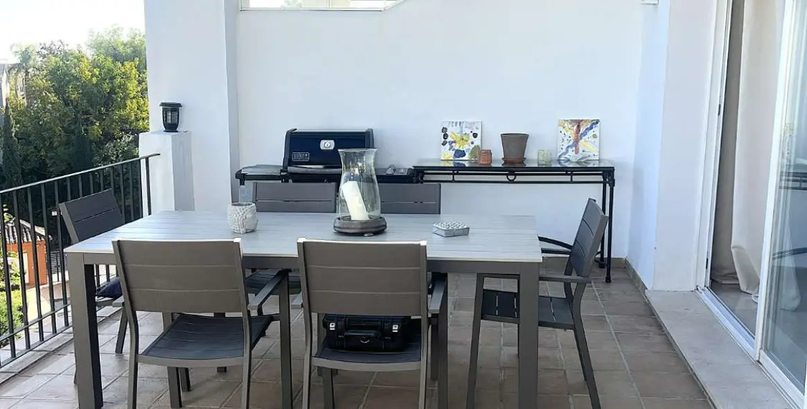 Sale of penthouse in Benahavís 3