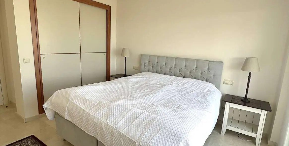 Sale of penthouse in Benahavís 19