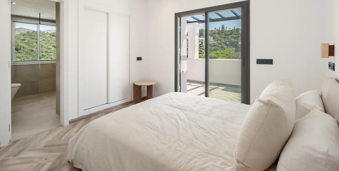 Venta de ático en La Quinta 20