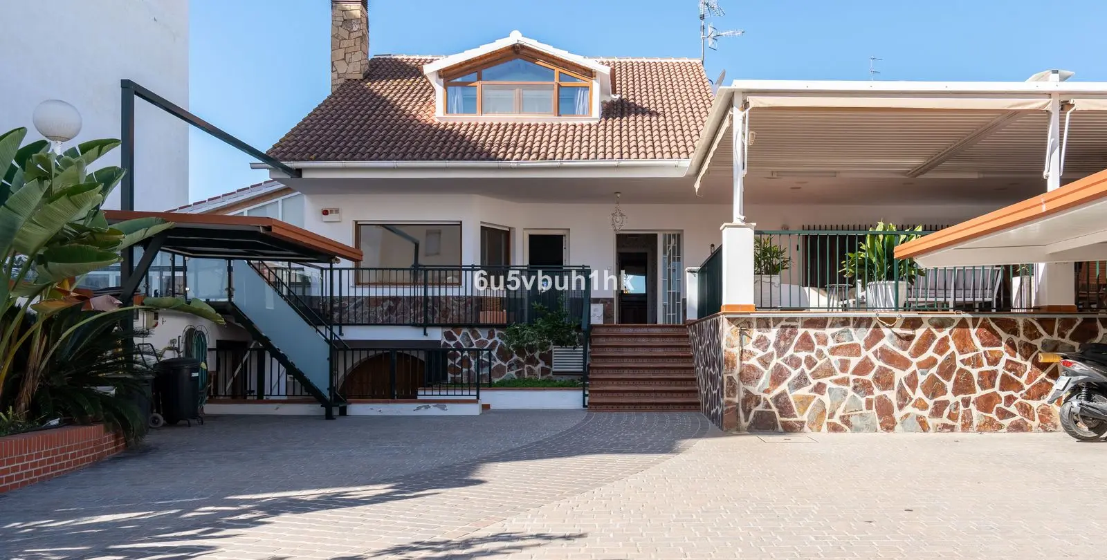 Sale of townhouse in Vélez-Málaga 38