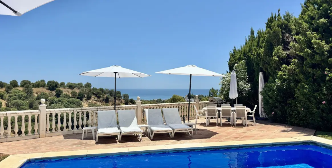 Venta de villa independiente en Calahonda 3