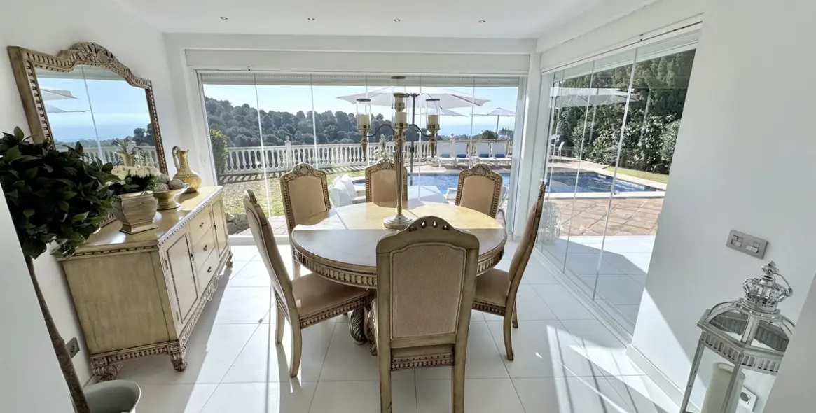 Venta de villa independiente en Calahonda 13