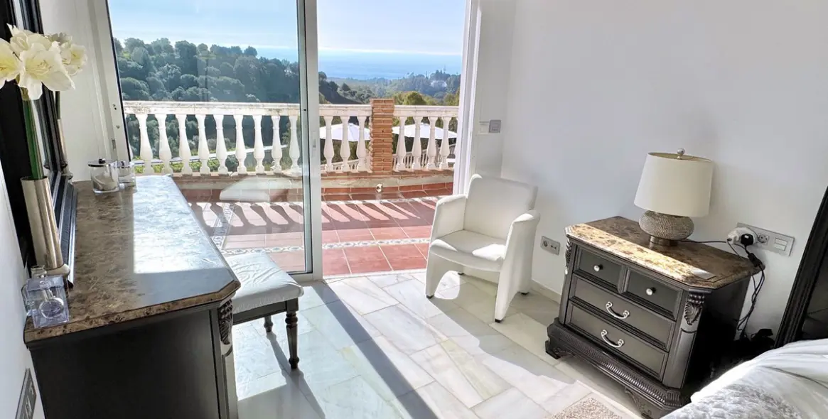 Venta de villa independiente en Calahonda 16