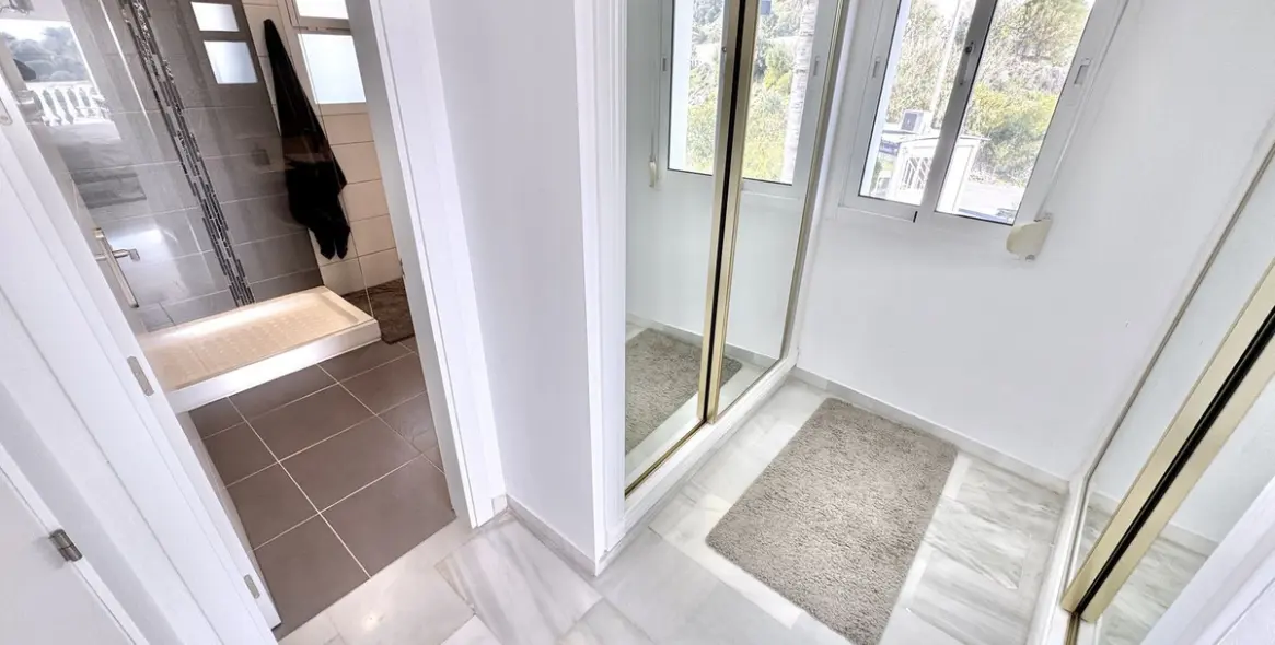 Venta de villa independiente en Calahonda 19