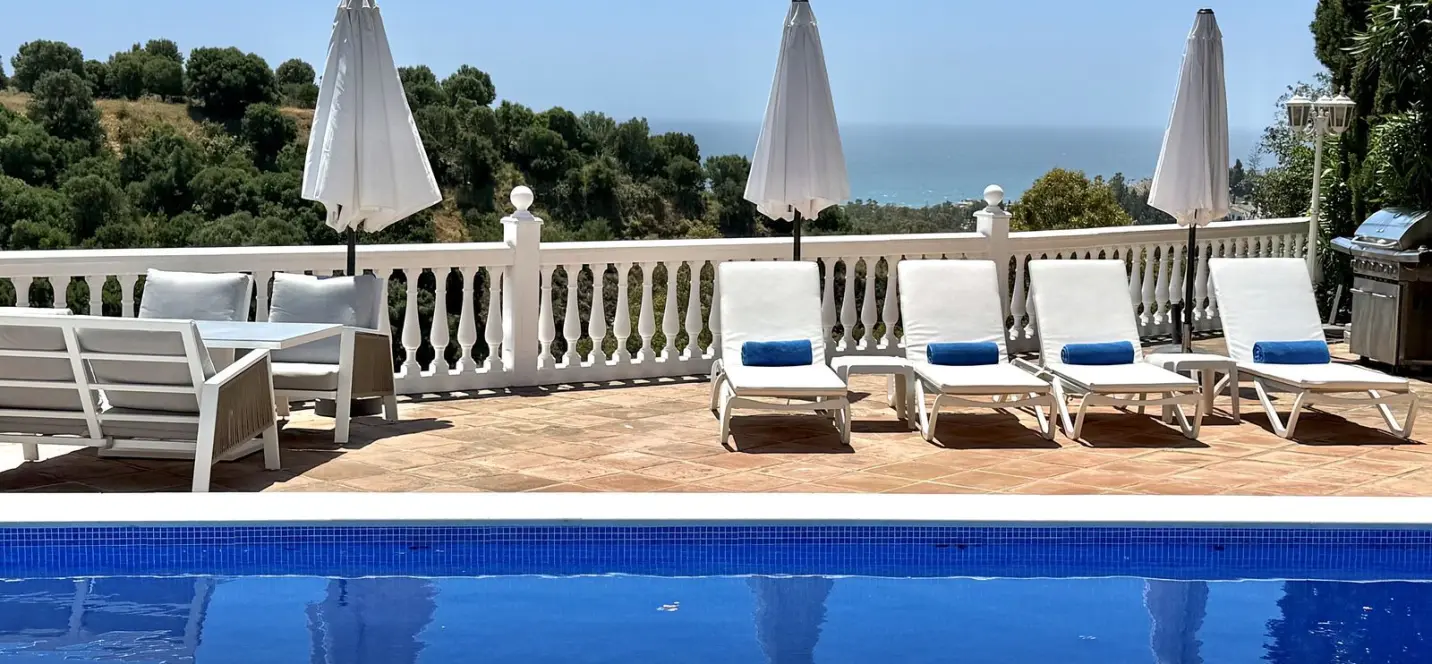 Venta de villa independiente en Calahonda 2