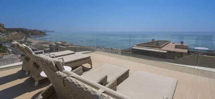 Venta de ático en Fuengirola 0