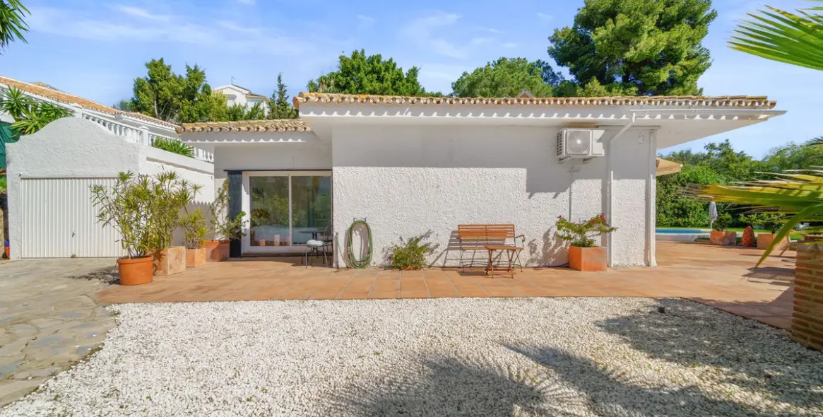 Venta de villa independiente en Calahonda 4