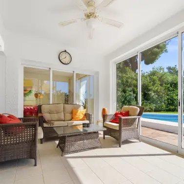 Venta de villa independiente en Calahonda