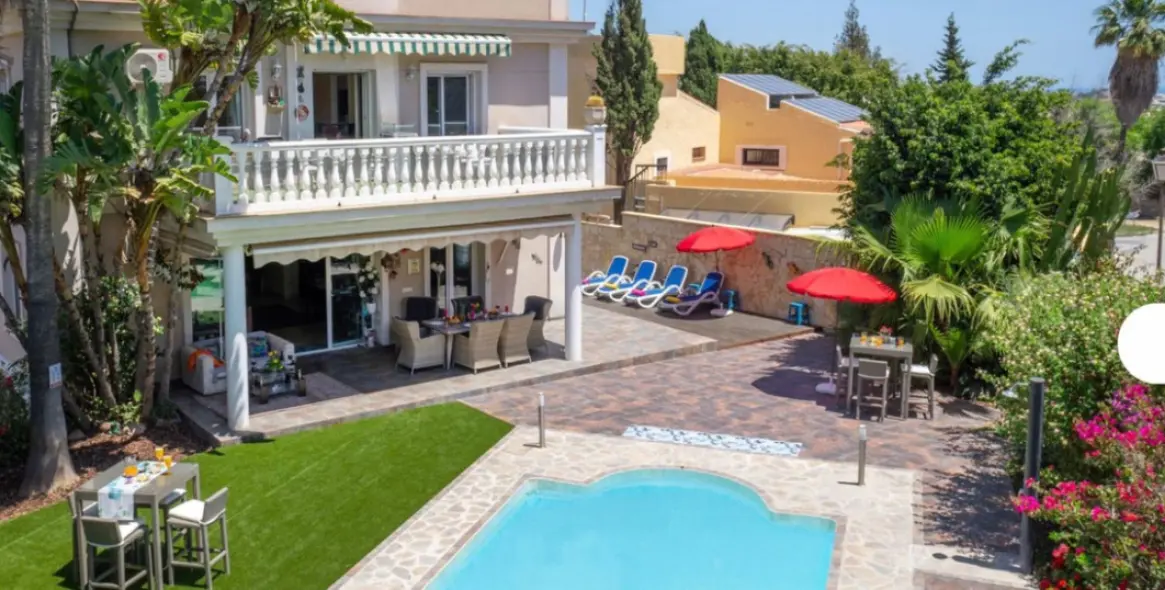 Venta de villa independiente en Campo Mijas 2