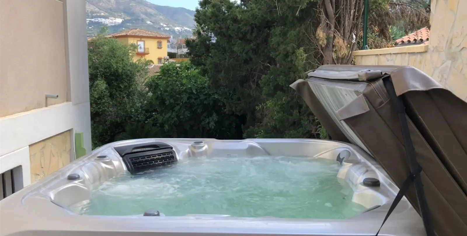 Продажа  отдельно стоящей виллы в Campo Mijas 9