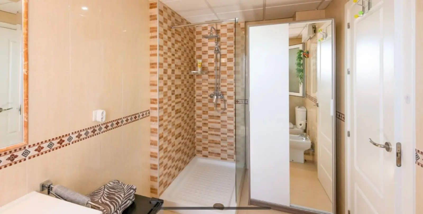Продажа  отдельно стоящей виллы в Campo Mijas 36