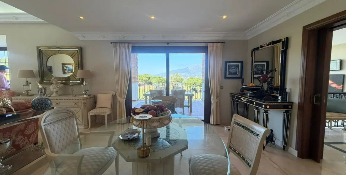 Venta de villa independiente en La Cala Golf 10