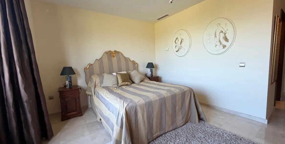 Venta de villa independiente en La Cala Golf 13