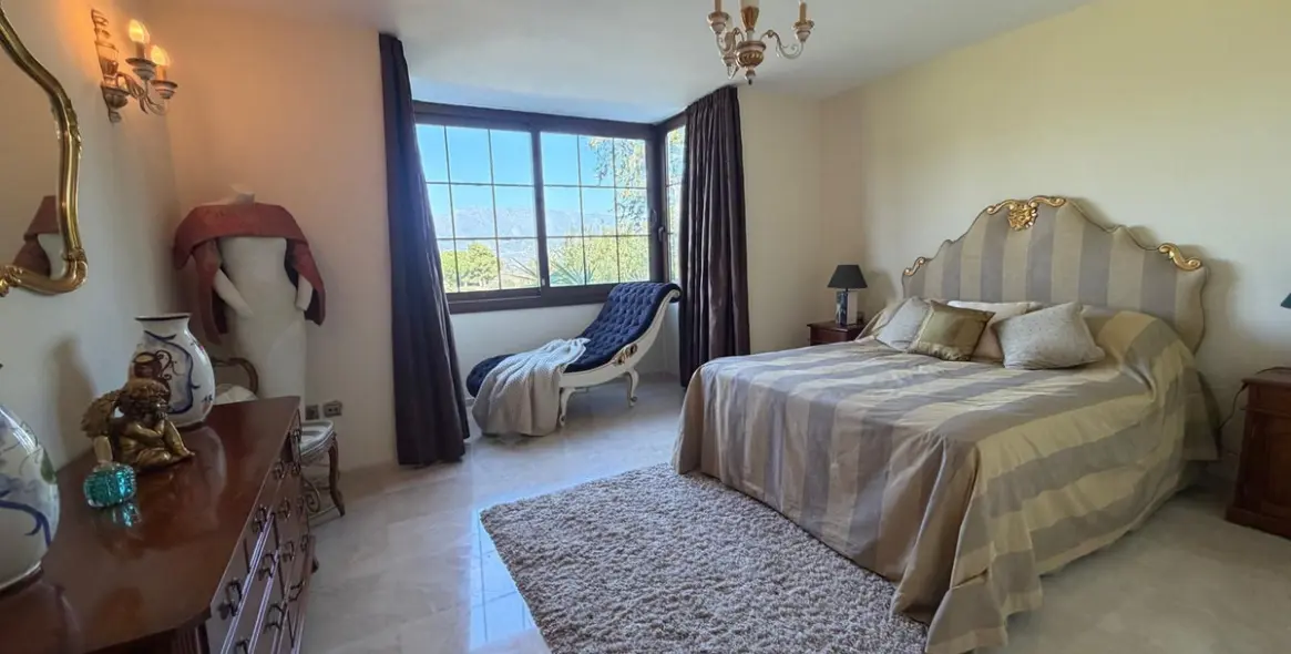 Venta de villa independiente en La Cala Golf 15