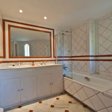 Venta de villa independiente en Benahavís