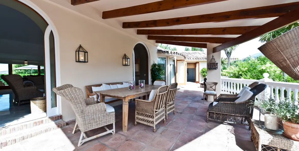 Venta de villa independiente en Benahavís 10