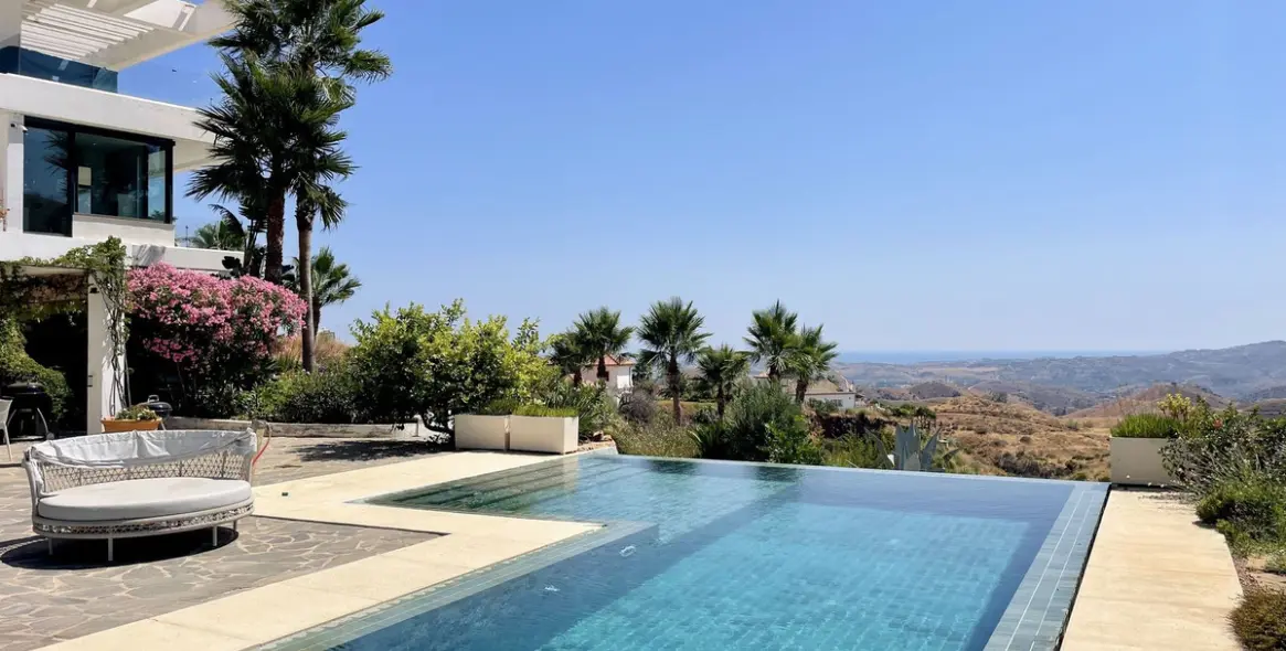 Venta de villa independiente en Mijas 2