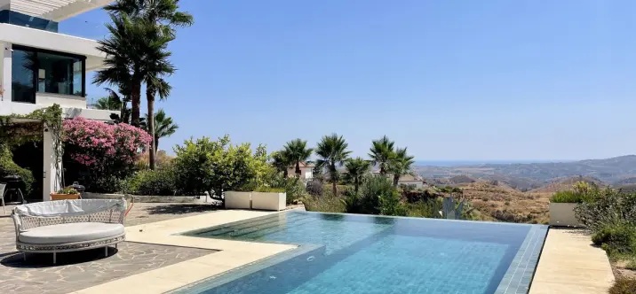 Venta de villa independiente en Mijas 1